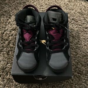 Jordan retro 6 size 11c kids black and gray Bordeaux sneakers